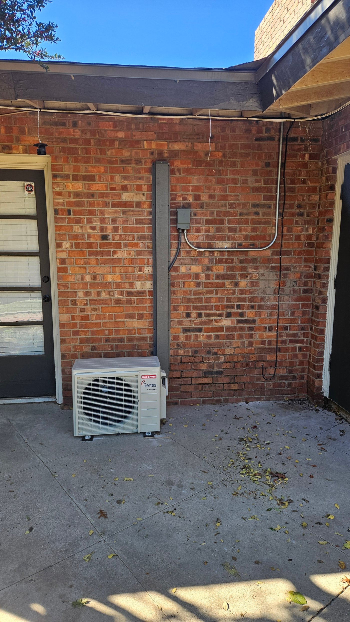 Completed Daikin mini split installation with concealed line hide